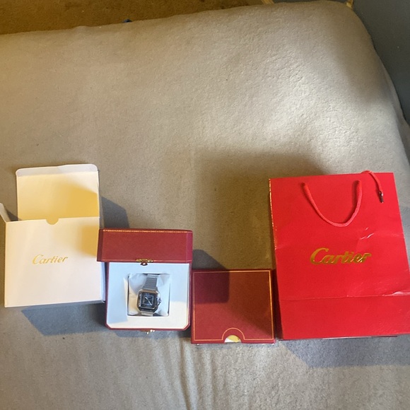 cartier santos practically brand new no issues with packaging - Picture 2 of 4